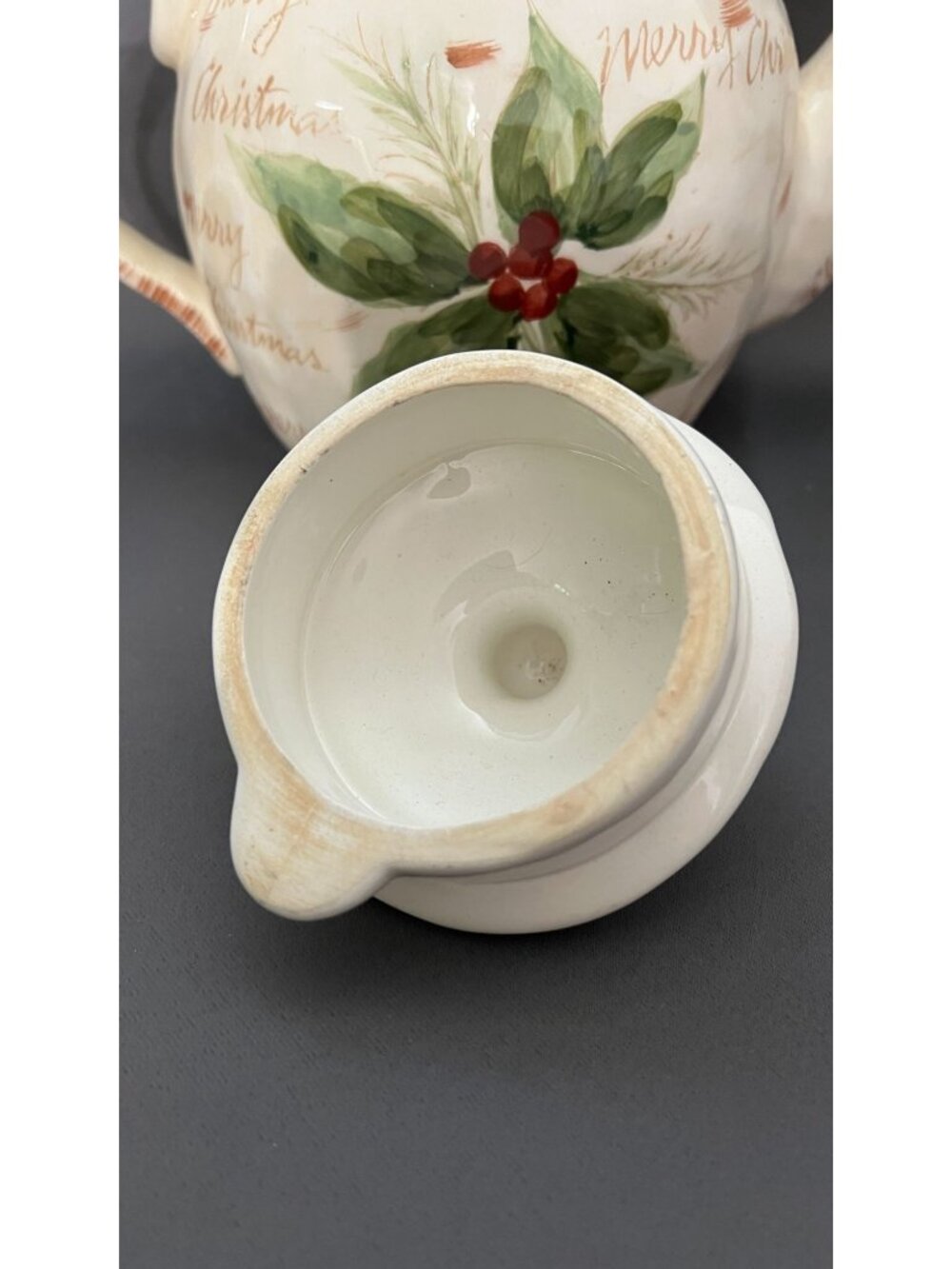 Christmas Ceramic Teapot Hand-Painted With Tree & Holly Design "Merry Christmas" - Picture 6 of 7
